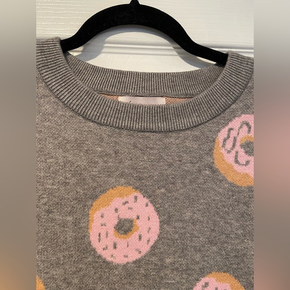 NWT If It Were Me Size S Oversized Cropped Pink Frosted Donut Pullover Sweater - Picture 2 of 13